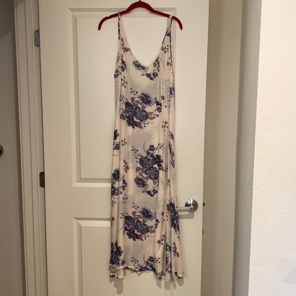 Free people maxi dress size small